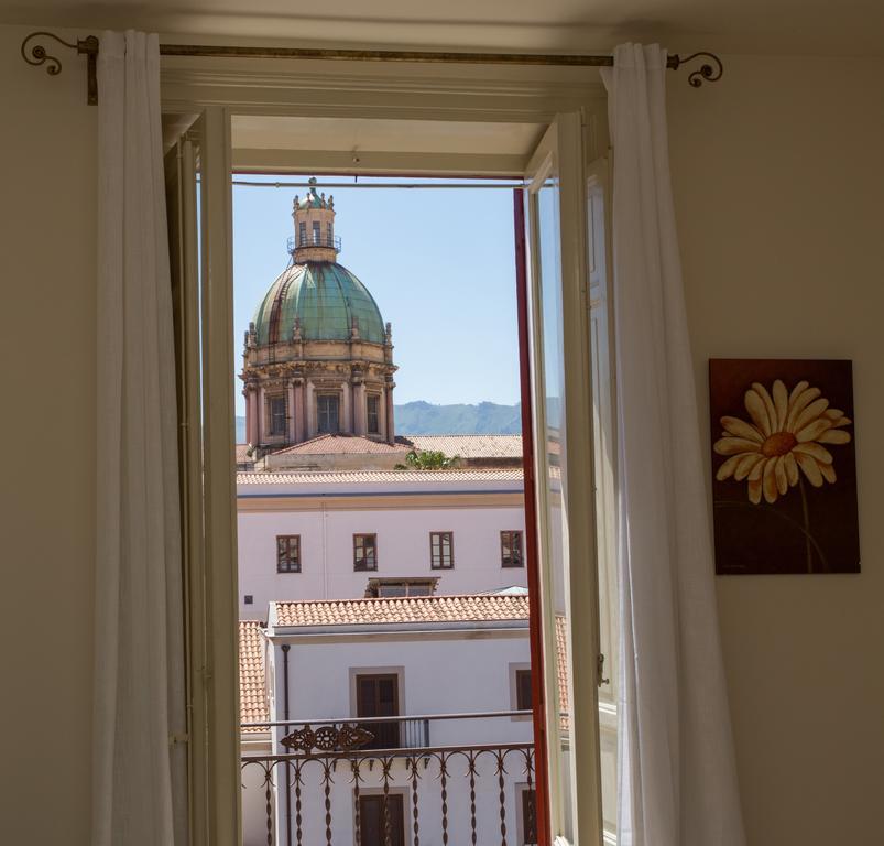 Massimissimo Apartment Palermo Exterior foto